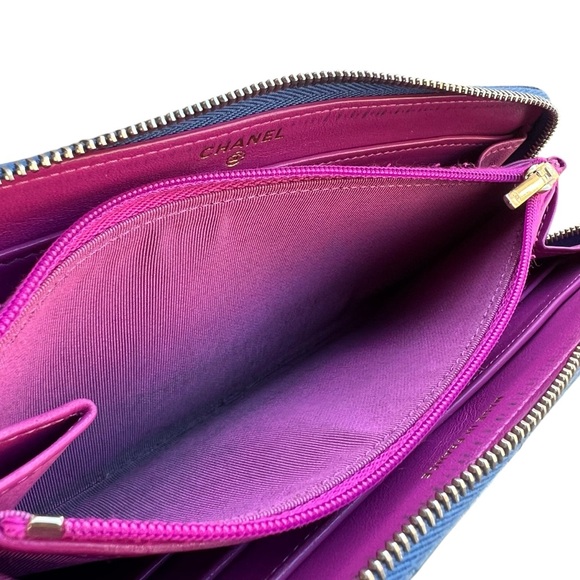 Chanel CC Quilted Lambskin Zip Around Wallet - Picture 4 of 9